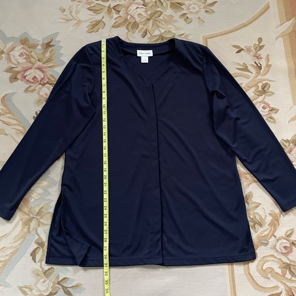 Deep, navy black hidden button-down blouse by Susan Graver XL - Picture 4 of 6